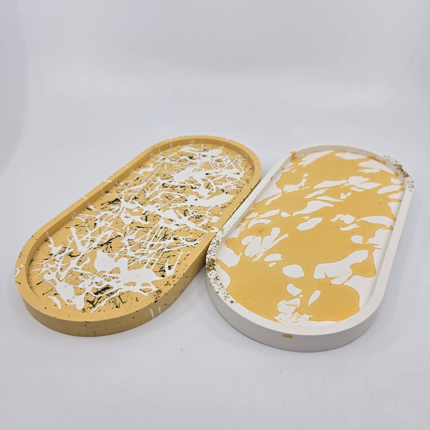 ABSTRACT - Oval Tray