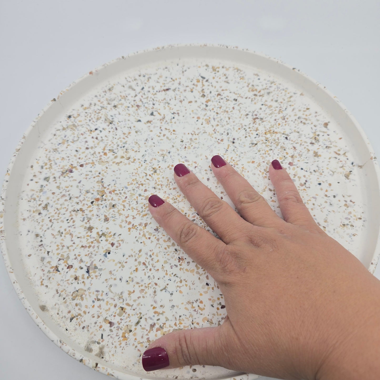 SEASHELLS - Round Decorative Tray