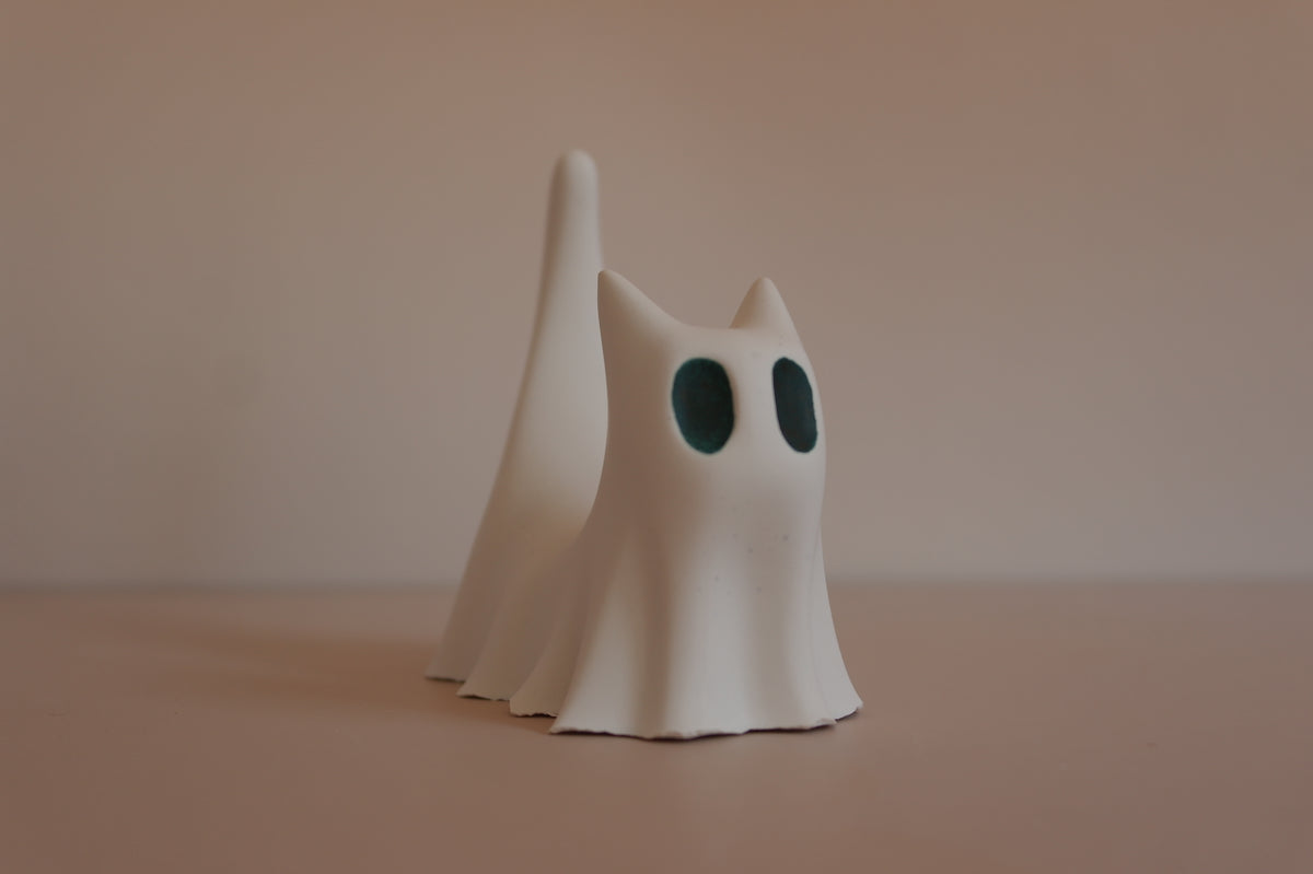 GHOSTIES - Black & White
