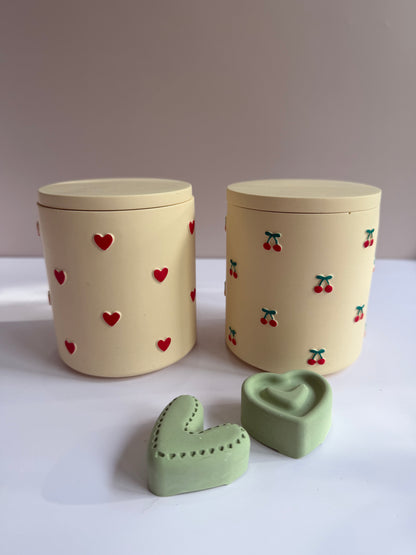 SWEET CHARM - Candle with lid