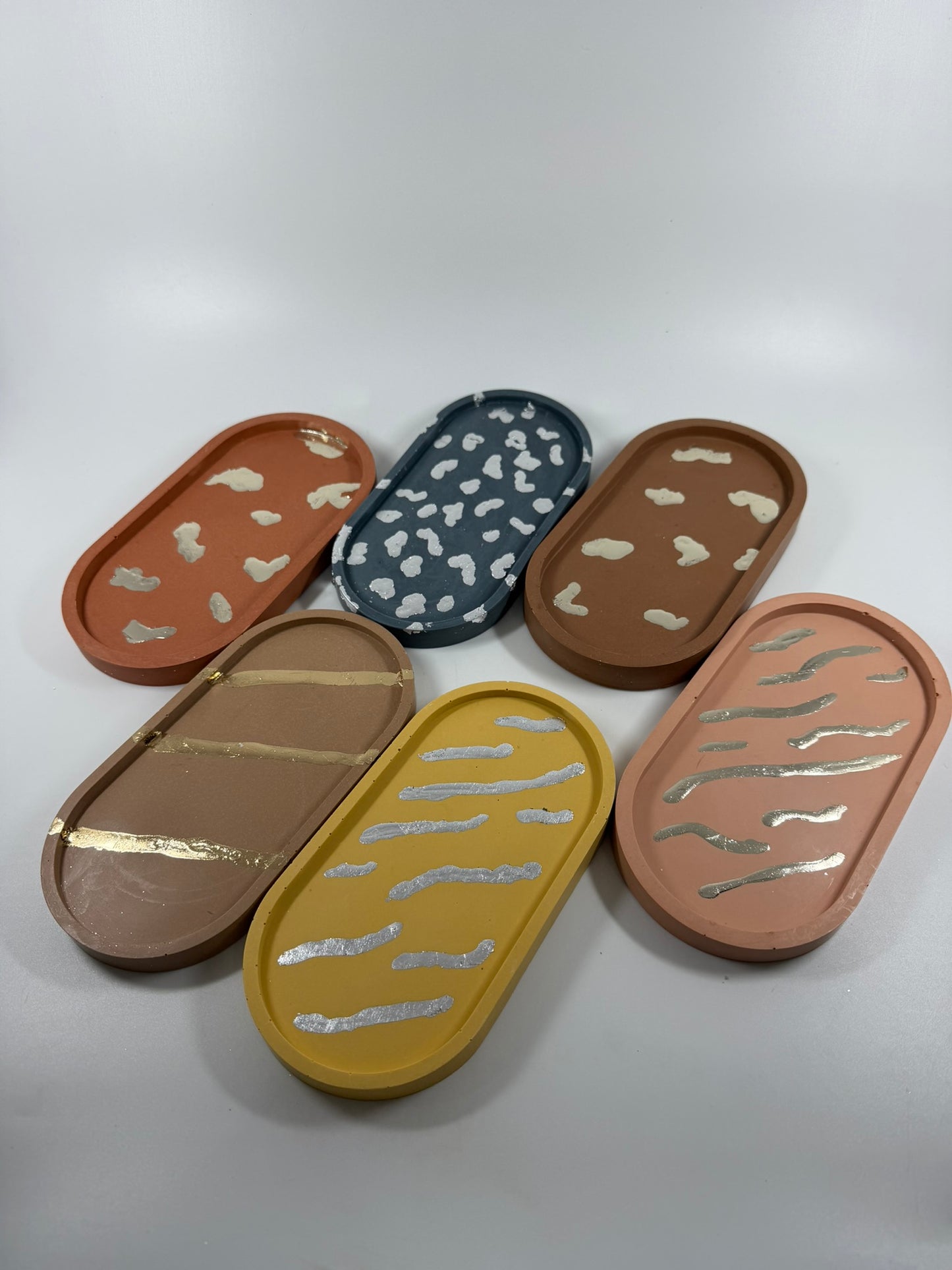 OVAL - Jewellery Tray (Gold & Silver)